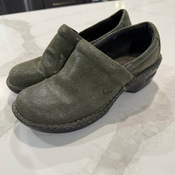 b.o.c Born Concept Peggy SlipOn Leather Clogs Womens 9.5M Green Shimmery Comfort - Picture 1 of 7